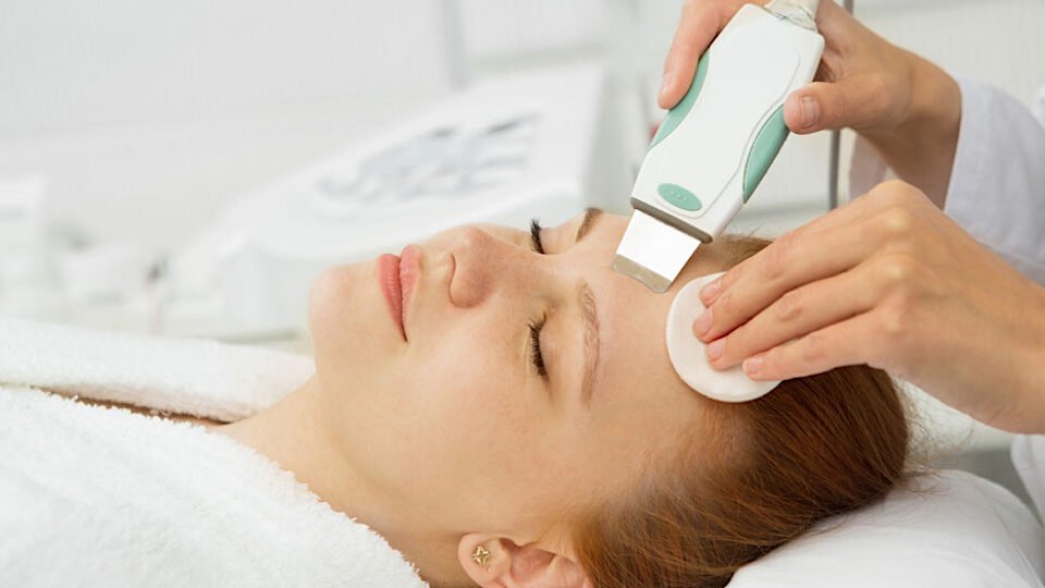 Tratamento de Limpeza de Pele Profunda - Remoção de Cravos e Impurezas